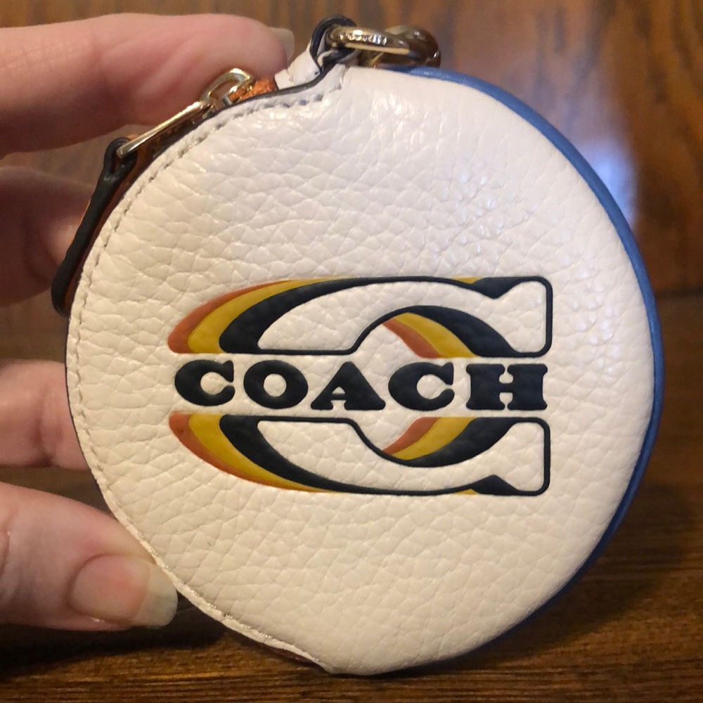 NWT-Coach-Circular Leather Coin Pouch-Coach Stamp Print-$128 - Picture 2 of 11